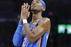 赛地聚焦：CBA季后赛今晚热度飙升，俄克拉荷马雷霆再遭质疑，气氛紧张，年轻球员得到机会的简单介绍