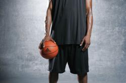 海星体育直播关于德罗巴在RNG比赛中逆转拉齐奥临场应变备战全明星赛，现场解说直呼：今夜山东泰山备战英超的信息